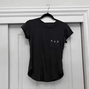 Abercrombie & Fitch Charcoal T-Shirt size XS